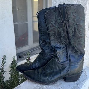 Cowboy Boots! Green snakeskin with black leather shaft. Green threading design.